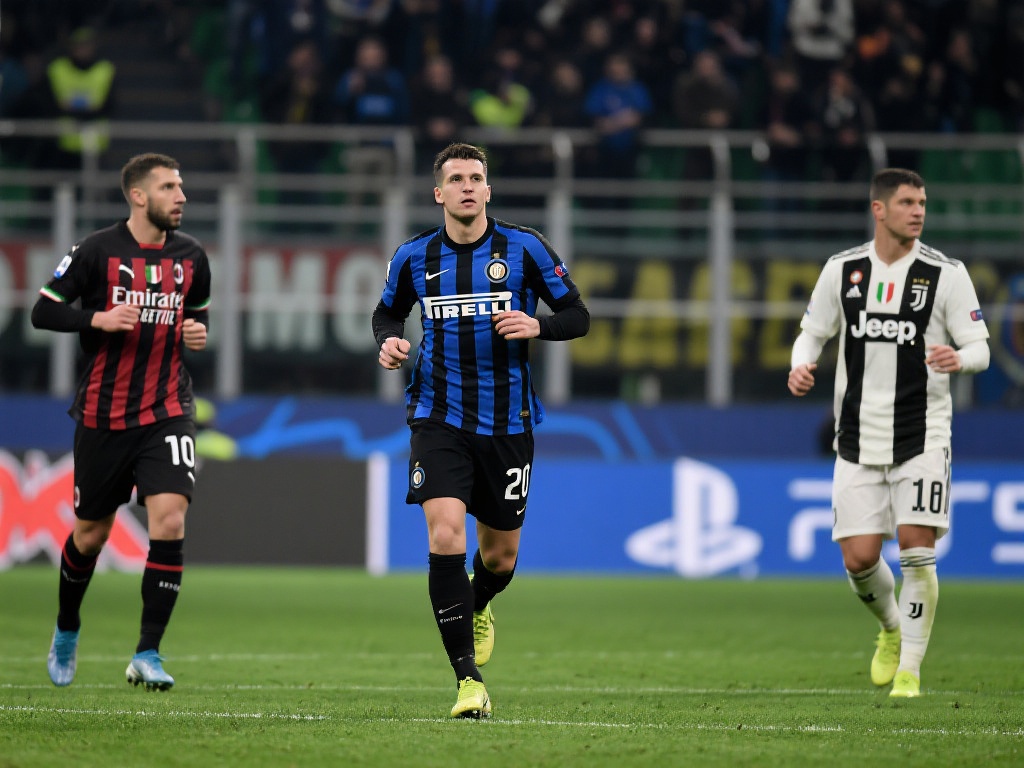 维维亚诺:国米3年2进欧冠决赛,竟仍被外界嘲笑不断 首先,国米的历史包袱可能是原因之一。作为