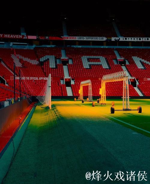 亚当斯：老特拉福德独具魅力，与曼联交锋令人期待