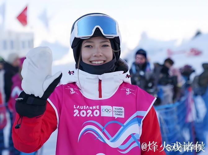 自由式滑雪世界杯云顶站:谷爱凌预赛第一晋级 自由式滑雪世界杯云顶站:谷爱凌预赛第一晋级